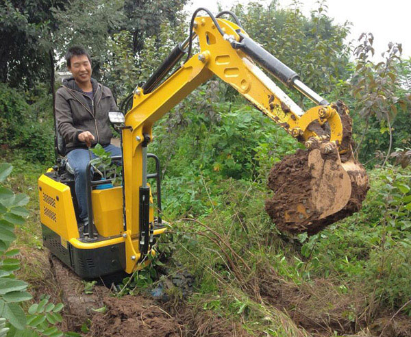 農(nóng)用型小挖掘機