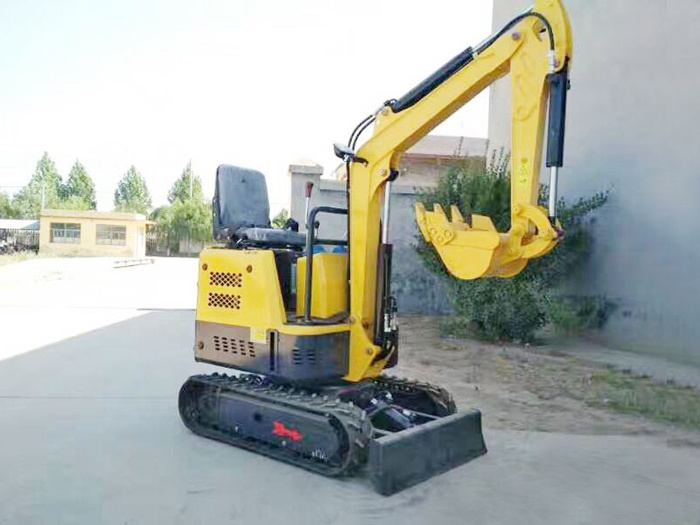 小型挖掘機(jī)操作方法