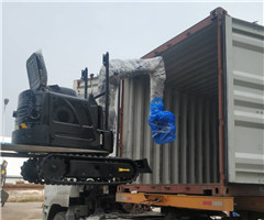 凱迪沃一批小型挖掘機(jī)批量出口美國